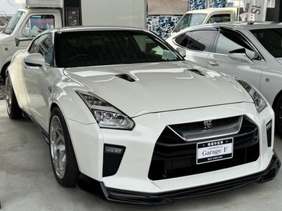 NISSAN GT-R