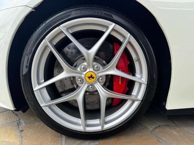 2014 FERRARI F12 BERLINETTA — миниатюра 32