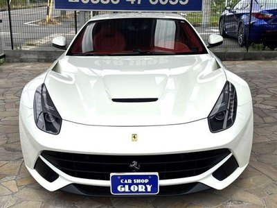 صورة 2 لـ 2014 FERRARI F12 BERLINETTA