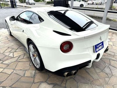 صورة 5 لـ 2014 FERRARI F12 BERLINETTA