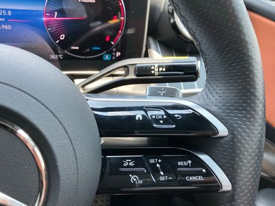 2024 Mercedes-BENZ GLC — миниатюра 31