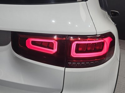 MERCEDES-BENZ GLB-CLASS - 10