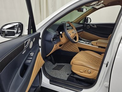 GENESIS GV80 - 10