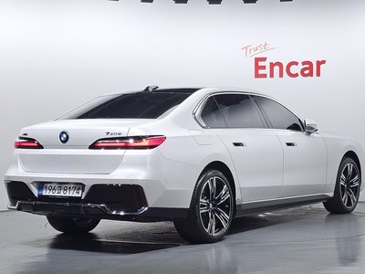 BMW 7 SERIES - 4