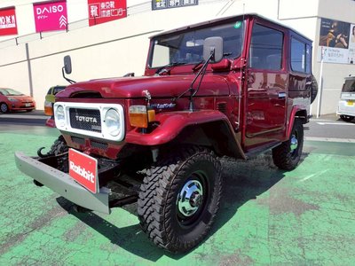 TOYOTA LAND CRUISER 40 - 1
