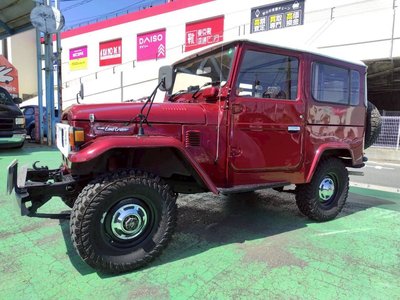TOYOTA LAND CRUISER 40 - 8