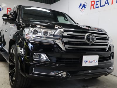 TOYOTA LAND CRUISER 200