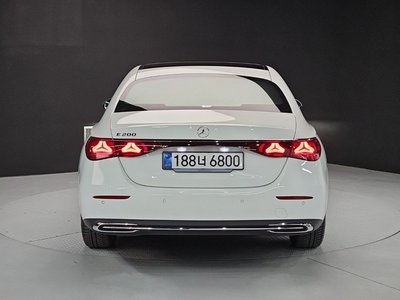 MERCEDES-BENZ E-CLASS - 3