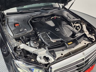 MERCEDES-BENZ E-CLASS - 7