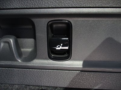 MERCEDES-BENZ GLC AMG - 10