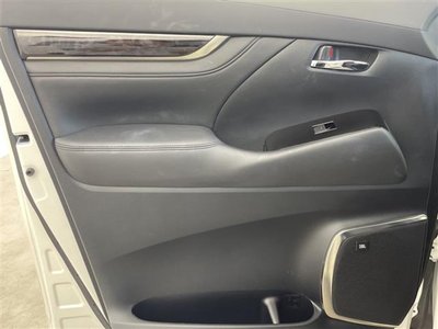 2023 Toyota ALPHARD — миниатюра 38