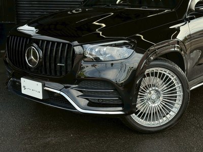 MERCEDES-BENZ GLS - 10