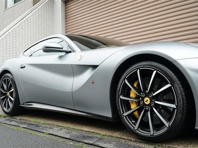 FERRARI F12 - 4