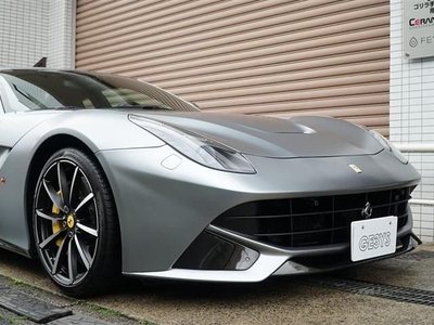 FERRARI F12 - 10