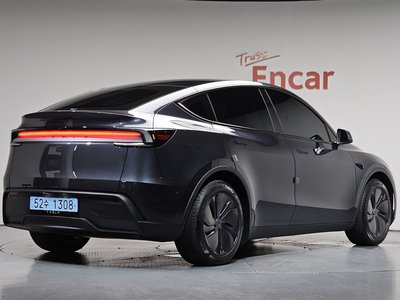 2026 Tesla MODEL Y 照片 2