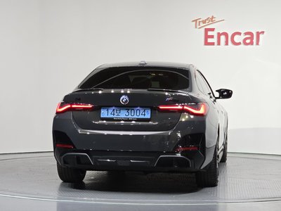 BMW I4 - 4