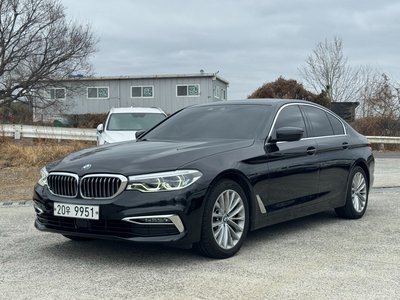 BMW 5 SERIES - 1