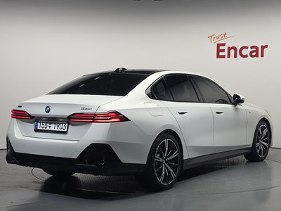 BMW 5 SERIES - 3