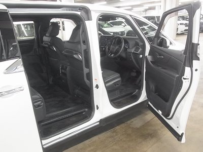 صورة مصغرة 15 لـ 2023 Toyota ALPHARD