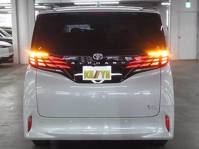 TOYOTA ALPHARD - 10