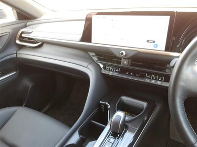 TOYOTA CROWN SPORT - 3