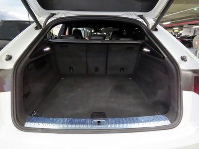صورة مصغرة 16 لـ 2021 AUDI Q8