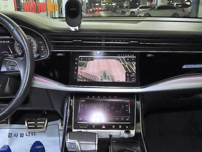 صورة مصغرة 11 لـ 2021 AUDI Q8