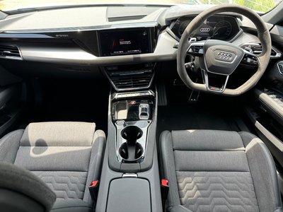 2022 AUDI RS E-TRON GT 照片 3