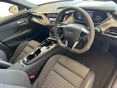 2022 AUDI RS E-TRON GT 缩略图 12