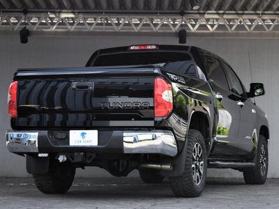 TOYOTA TUNDRA - 10