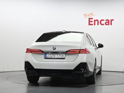BMW 5 SERIES - 3