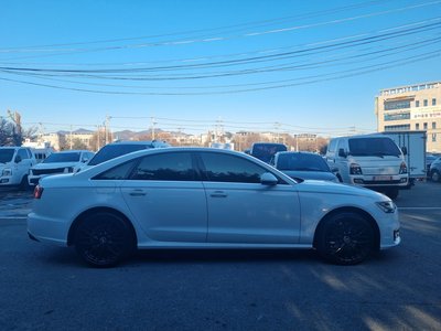 AUDI NEW A6 - 3