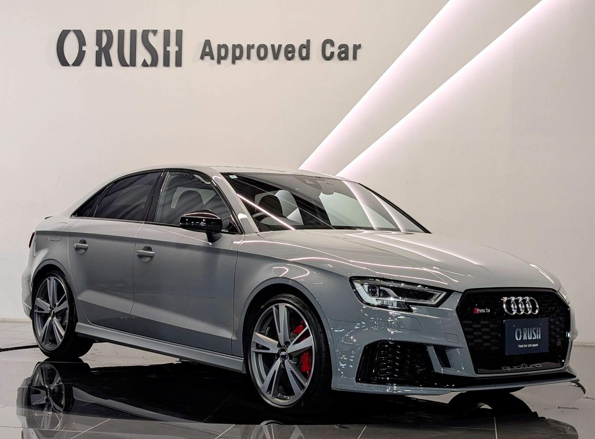 AUDI RS3 SEDAN - View 1