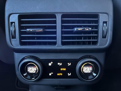 2024 LAND Rover RANGE ROVER VELAR — миниатюра 17