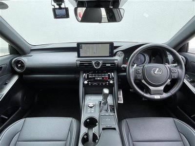 LEXUS IS - 2