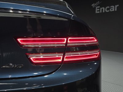 GENESIS G80 (RG3) - 10