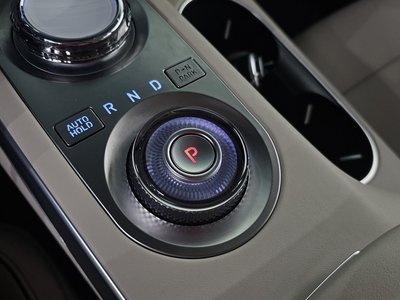 2023 Genesis GV70 photo 9