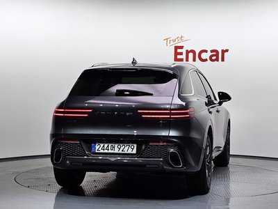 2023 Genesis GV70 photo 3