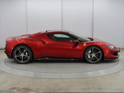 FERRARI 296 - 8
