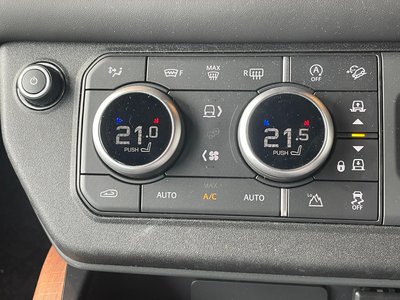 2023 LAND Rover DEFENDER thumbnail 28