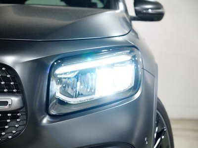 2025 Mercedes-BENZ GLB — миниатюра 10