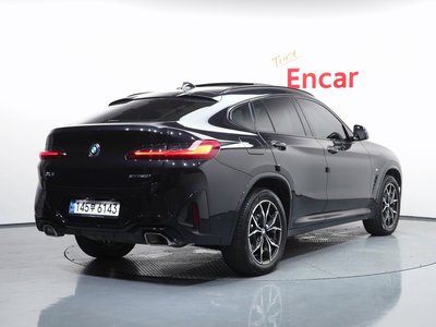 صورة 3 لـ 2024 BMW X4