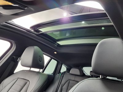 2024 BMW X4 缩略图 24