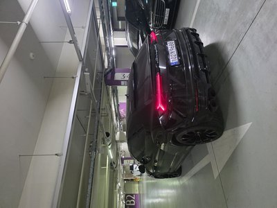 LAMBORGHINI URUS - 8