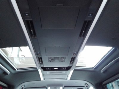 2024 Toyota ALPHARD — миниатюра 32