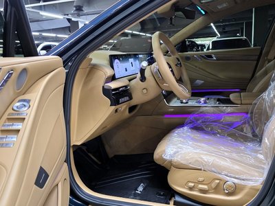 GENESIS G80 (RG3) - 9