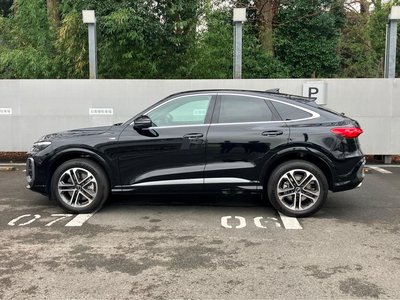 AUDI Q5 SPORTBACK - 4