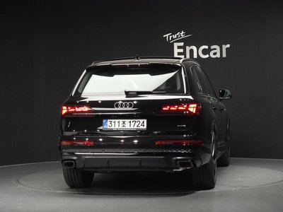 2026 AUDI Q7 — фото 4