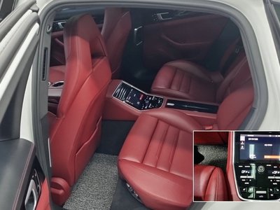 PORSCHE PANAMERA - 8