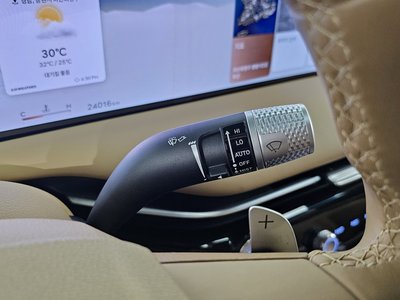 2024 Genesis G80 (RG3) thumbnail 30
